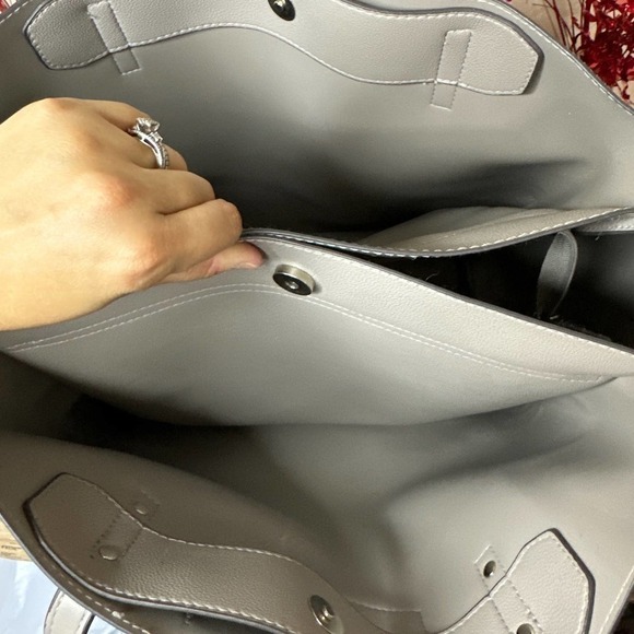 Reaction KENNETH COLE Gray Large Tote - Picture 11 of 12